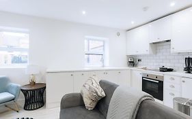 Modern 1 Bedroom Apartment In Central Ipswich